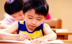 孩子胆小怎么办(增强自信心的技巧)